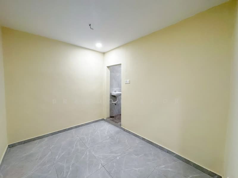 2-storey Terraced House for Sale in Taman Saleng (Kulai) - Brandon Khor - PropertyGuru.com.my