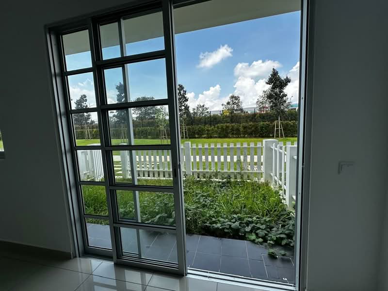 Rumah Teres untuk Dijual di Eco Majestic (Semenyih) - Joey Lim - Exterior - PropertyGuru.com.my