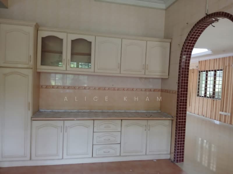 Rumah Banglo untuk Disewa di Sungai Buloh (Selangor) - Alice Kham - Kitchen - PropertyGuru.com.my