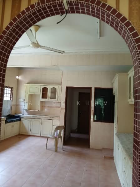 Rumah Banglo untuk Disewa di Sungai Buloh (Selangor) - Alice Kham - Kitchen - PropertyGuru.com.my