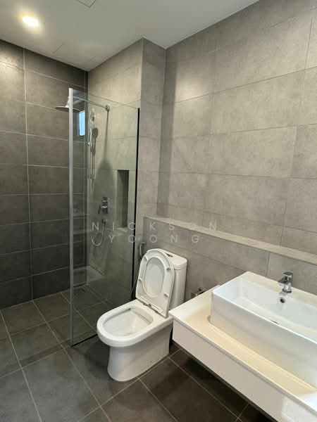 Servis Apartment untuk Disewa di SWNK Houze @ BBCC - Nickson Yoong - Bathroom - PropertyGuru.com.my