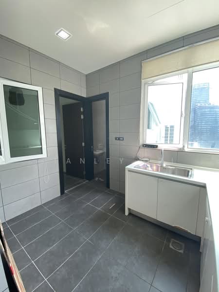 Condominium for Rent at The Pearl KLCC - Stanley Obi - Kitchen - PropertyGuru.com.my