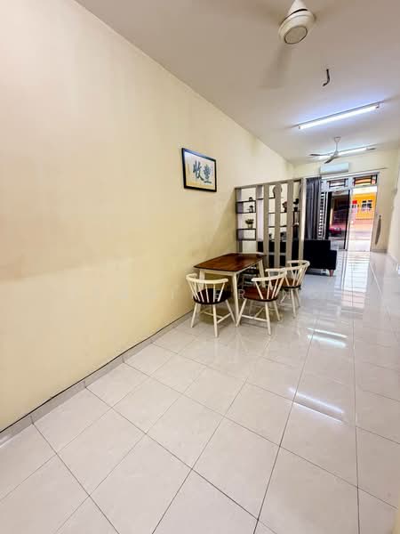 Rumah Teres 1-Tingkat untuk Dijual di Johor Bahru (Johor) - Jennifer Ng - Living Room - PropertyGuru.com.my