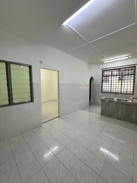 1-storey Terraced House for Sale in Taman Universiti (Skudai) - Ong Lih Shyan - Kitchen - PropertyGuru.com.my