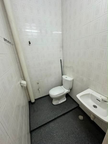 1-storey Terraced House for Sale in Taman Universiti (Skudai) - Ong Lih Shyan - Bathroom - PropertyGuru.com.my