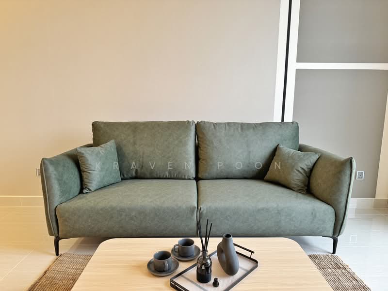 Service Residence for Sale at Senada Residence @ KLGCC Resort - Kraven Poon - Living Room - PropertyGuru.com.my