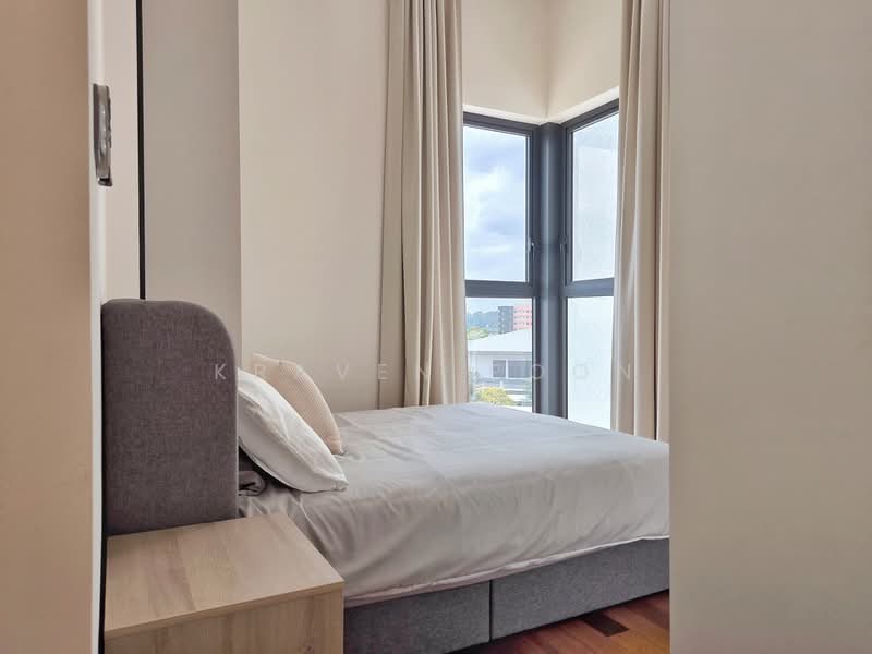 Service Residence for Sale at Senada Residence @ KLGCC Resort - Kraven Poon - Bedroom - PropertyGuru.com.my