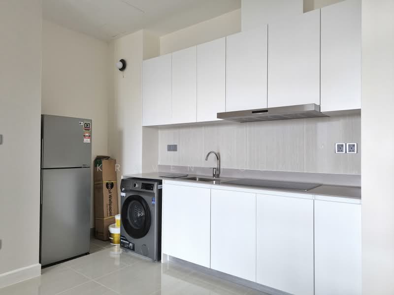 Service Residence for Sale at Senada Residence @ KLGCC Resort - Kraven Poon - Kitchen - PropertyGuru.com.my