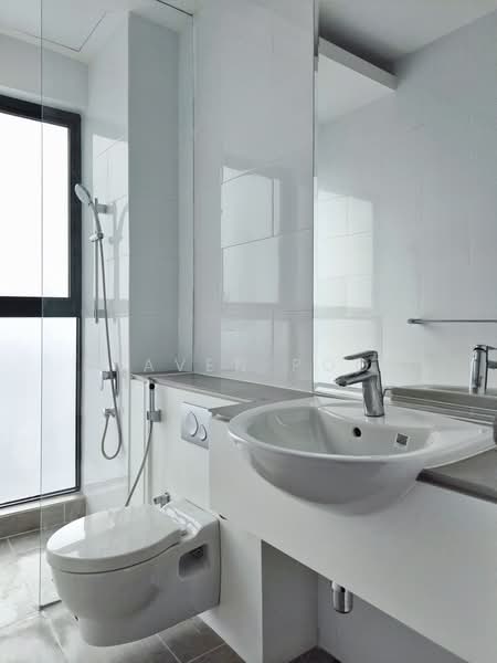 Service Residence for Sale at Senada Residence @ KLGCC Resort - Kraven Poon - Bathroom - PropertyGuru.com.my