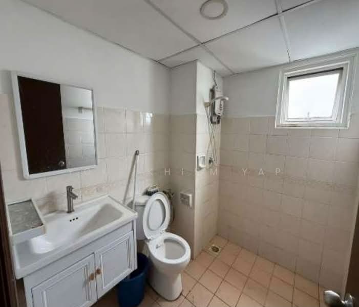Condominium for Rent at Pantai Hillpark 2 - Yoke Khiem Yap - Bathroom - PropertyGuru.com.my