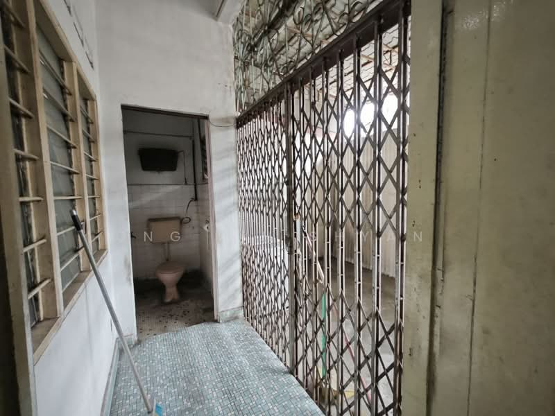 2-storey Terraced House for Sale in Taman Sri Kulai Baru (Kulai) - Ong Lih Shyan - Bathroom - PropertyGuru.com.my