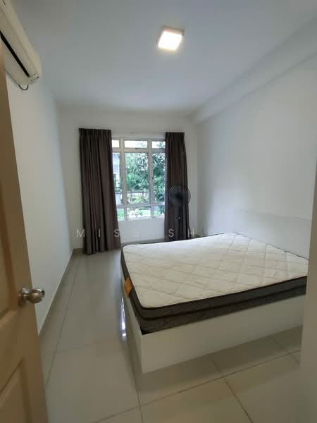 Apartment for Sale at Austin Suites (Permata Austin) - Miss Shee - Bedroom - PropertyGuru.com.my