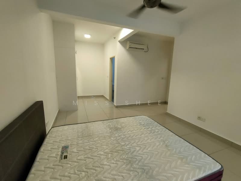 Apartment for Sale at Austin Suites (Permata Austin) - Miss Shee - Bedroom - PropertyGuru.com.my