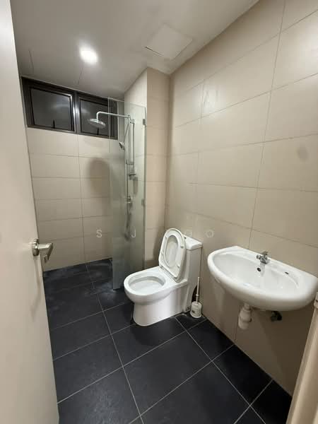 Condominium for Sale at Skycube - S J Foo - Bathroom - PropertyGuru.com.my