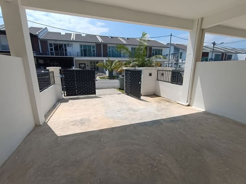 2-storey Terraced House for Rent in Scientex Bandar Jasin (Jasin) - Goh Jun Khai - Exterior - PropertyGuru.com.my