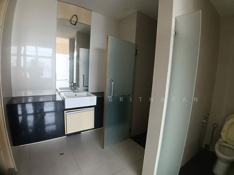 Service Residence for Sale at Dua Sentral - Priya K Sritharan - Bathroom - PropertyGuru.com.my