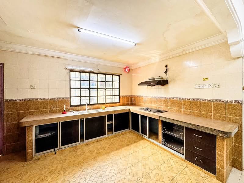 2-storey Terraced House for Sale in Saujana Utama (Selangor) - Noor Hidayah Mohamad Noor - Kitchen - PropertyGuru.com.my