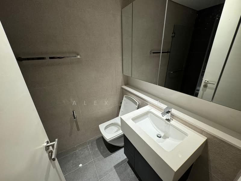 Kediaman Servis untuk Disewa di TRX Residences - Alex Chin - Bathroom - PropertyGuru.com.my