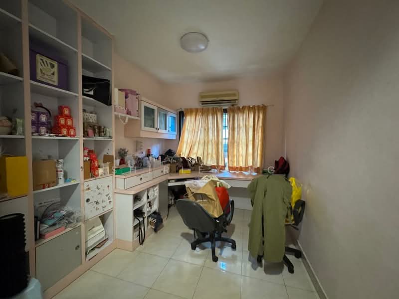 2-storey Terraced House for Sale in Usj 17 (Subang Jaya) - Shirley Ng - Study - PropertyGuru.com.my