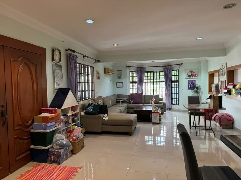 2-storey Terraced House for Sale in Usj 17 (Subang Jaya) - Shirley Ng - Living Room - PropertyGuru.com.my