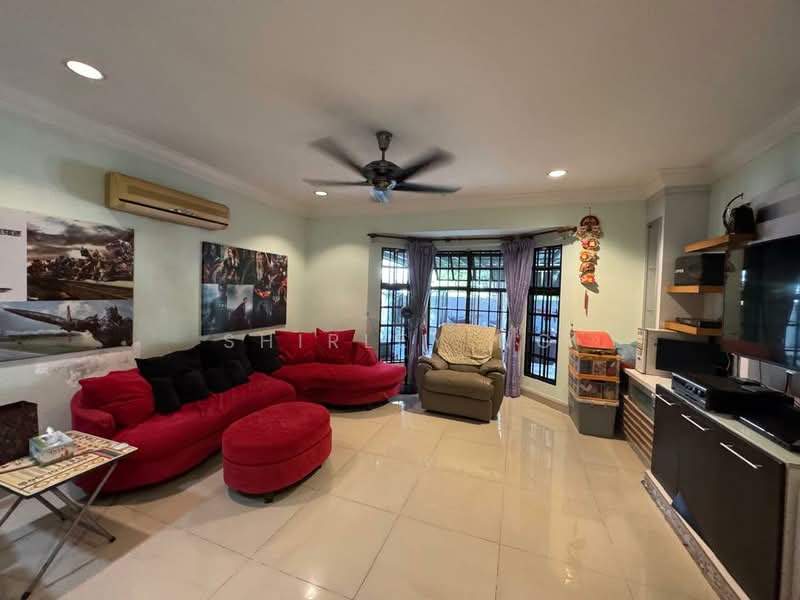 2-storey Terraced House for Sale in Usj 17 (Subang Jaya) - Shirley Ng - Living Room - PropertyGuru.com.my