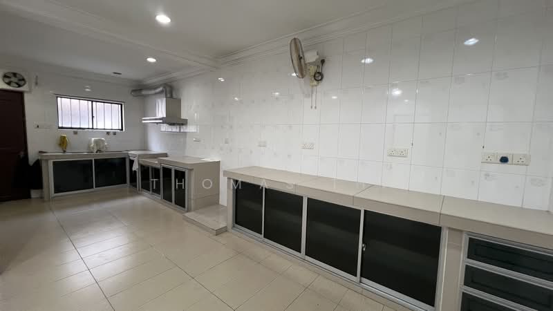 Rumah Teres 2 Tingkat untuk Dijual di Kawasan 18 (Klang) - Thomas Thi - PropertyGuru.com.my