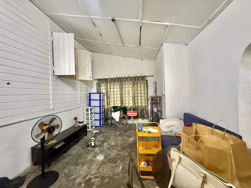 Others for Sale in Kampung Melayu Majidee (Johor Bahru) - ALHAFIZ AZIS - Living Room - PropertyGuru.com.my