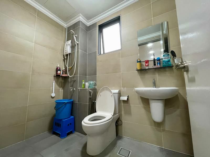 Rumah Teres 2 Tingkat untuk Dijual di Puchong (Selangor) - Fatin Ismail - Bathroom - PropertyGuru.com.my