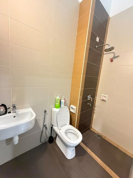 Cluster House for Sale in Austin Heights (Tebrau) - Jason Tan - Bathroom - PropertyGuru.com.my