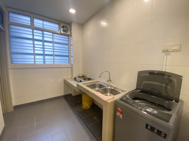Condominium for Rent at Zefer Hill Residence - Grace Wong - Kitchen - PropertyGuru.com.my