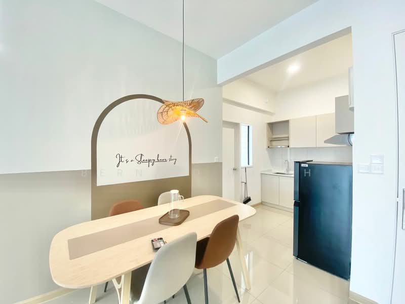 Kondominium untuk Disewa di d'Brightton - Bernard Cheah - Dining Room - PropertyGuru.com.my