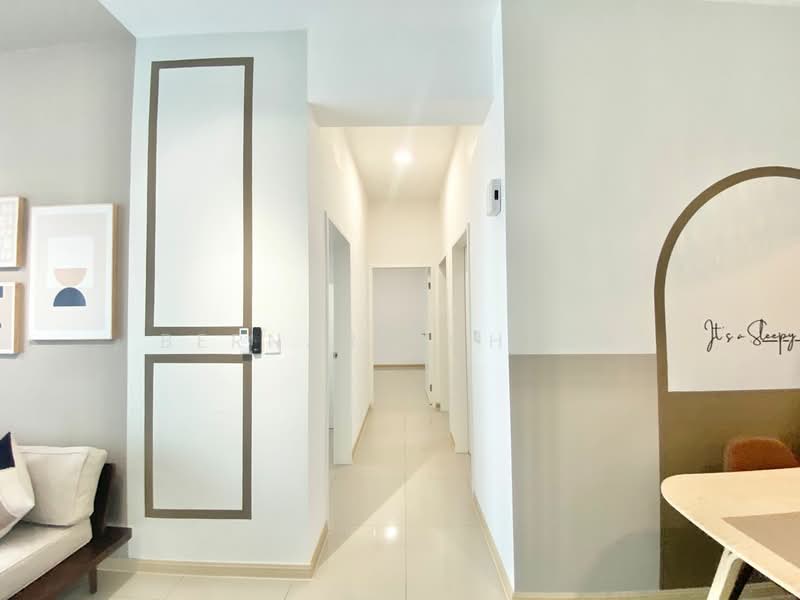 Kondominium untuk Disewa di d'Brightton - Bernard Cheah - Corridor - PropertyGuru.com.my