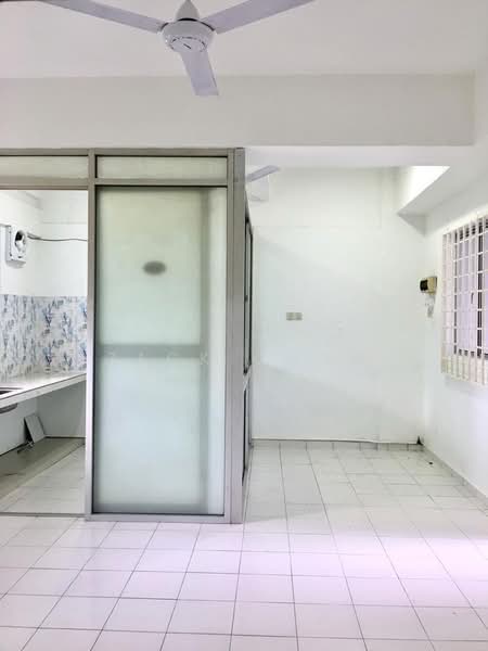 Shop for Sale in Taman Molek (Johor Bahru) - Zack Chow - Interior - PropertyGuru.com.my