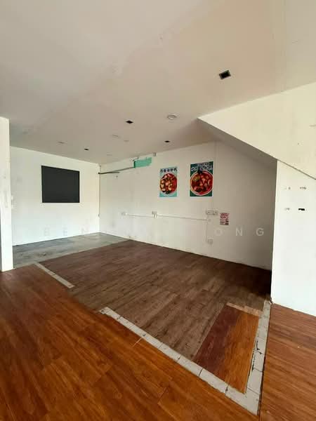 Shop for Rent in Taman Ungku Tun Aminah (Skudai) - Benjamin Ong - Interior - PropertyGuru.com.my