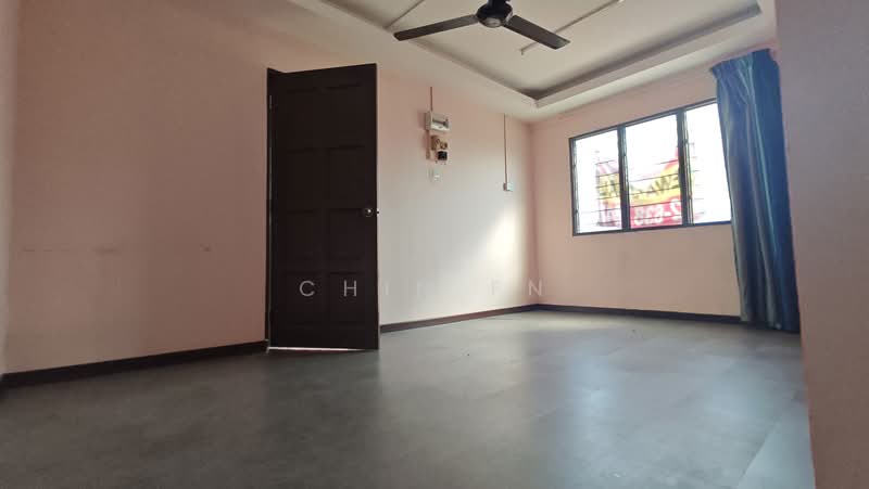 Flat for Sale at Rumah Pangsa Batu Berendam - CHIN FN - Interior - PropertyGuru.com.my