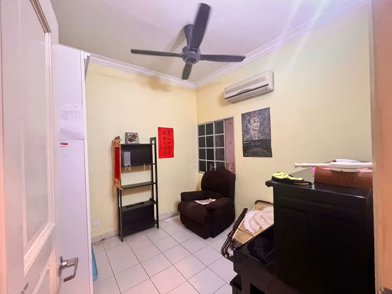 Terraced House for Sale in Taman Wangsa Permai (Kepong) - Yanis Cheong - Study - PropertyGuru.com.my
