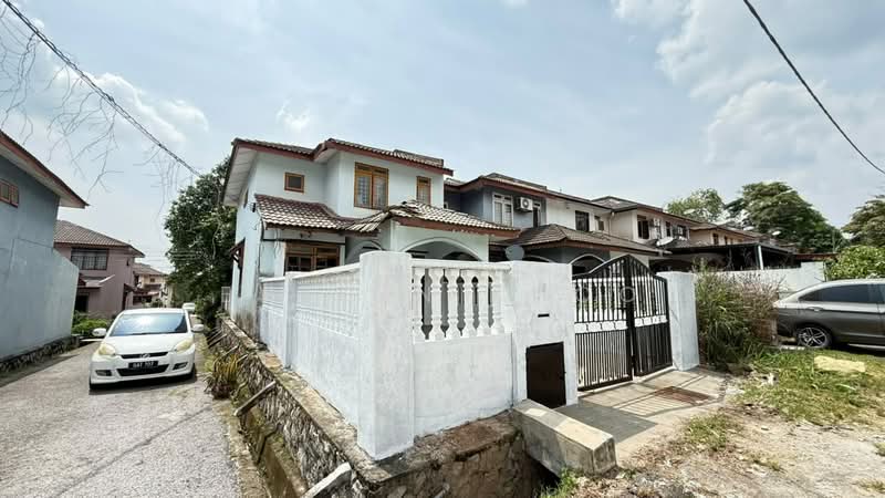 2-storey Terraced House for Sale in Bukit Beruntung (Serendah) - Evelyn Khoo - Exterior - PropertyGuru.com.my
