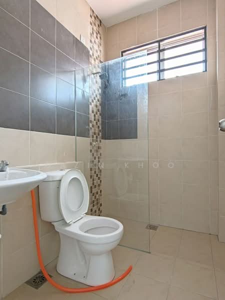 Rumah Teres 2 Tingkat untuk Dijual di Ipoh (Perak) - Qazin Khoo - Bathroom - PropertyGuru.com.my