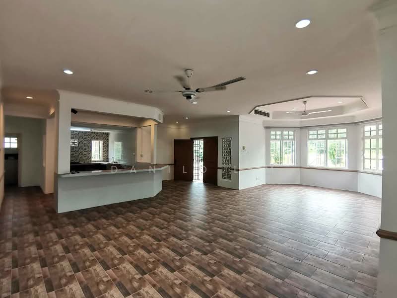 Bungalow for Sale in College Heights Garden Resort (Setul) - Danilo Lim - PropertyGuru.com.my