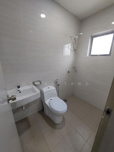 Terraced House for Rent in Semenyih (Selangor) - Oscar Tang - Bathroom - PropertyGuru.com.my