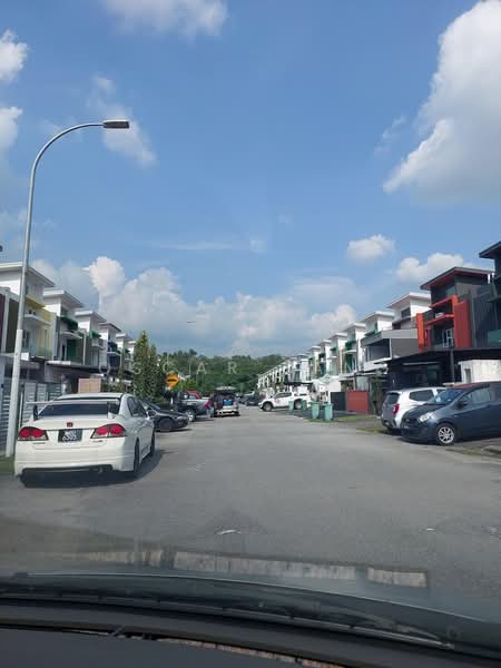 Terraced House for Rent in Semenyih (Selangor) - Oscar Tang - Exterior - PropertyGuru.com.my