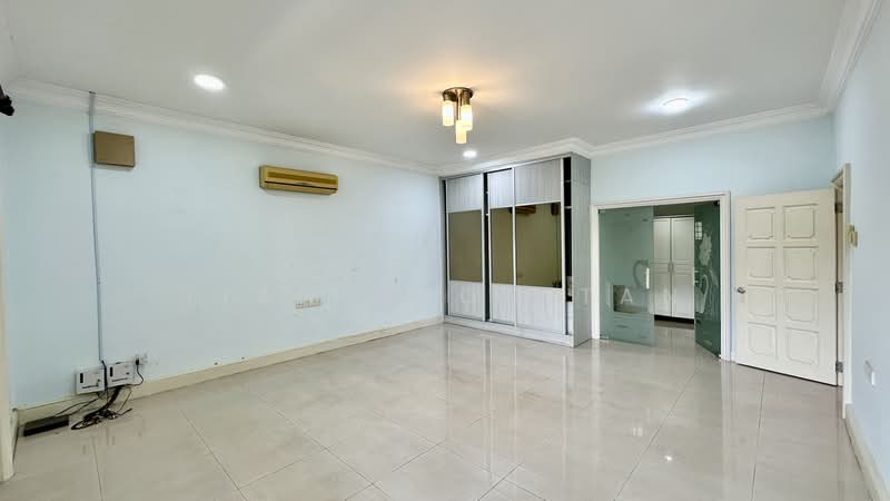 Bungalow for Sale in Titiwangsa (Kuala Lumpur) - Tian Soon Tan - Bedroom - PropertyGuru.com.my