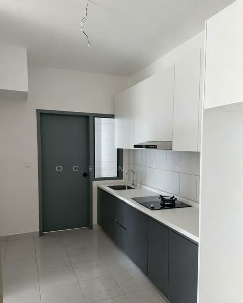 Servis Apartment untuk Disewa di E'Island Lake Haven - Ocean Tan - Kitchen - PropertyGuru.com.my