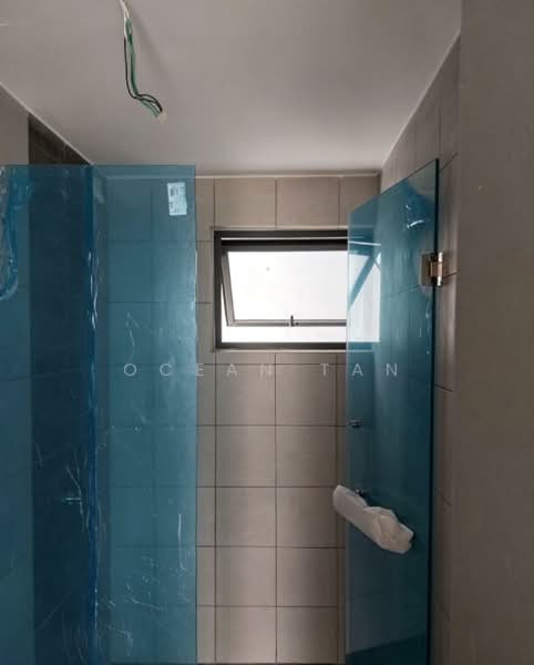 Servis Apartment untuk Disewa di E'Island Lake Haven - Ocean Tan - Bathroom - PropertyGuru.com.my