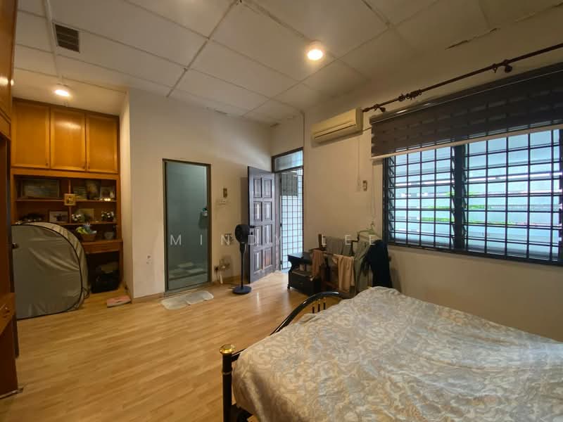 2-storey Terraced House for Sale in Taman Perling (Perling) - Mindy Lee - Bedroom - PropertyGuru.com.my