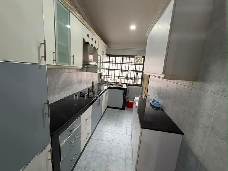 1.5-storey Terraced House for Rent in Johor Bahru (Johor) - Chloe Ying - Kitchen - PropertyGuru.com.my