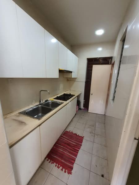 Link Bungalow for Rent in D'alpinia (Puchong) - Jason Tan - Kitchen - PropertyGuru.com.my
