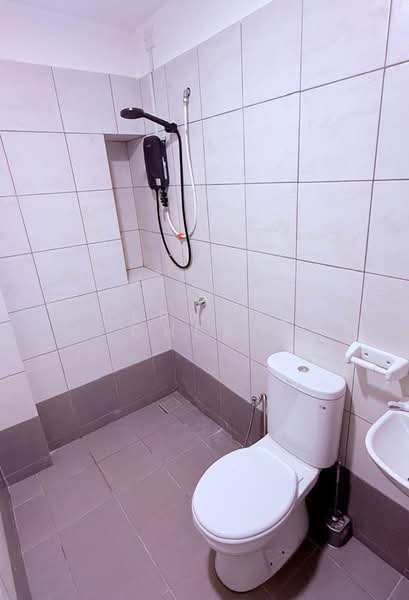 Condominium for Rent at MiNest Residence - Bernard Cheah - Bathroom - PropertyGuru.com.my