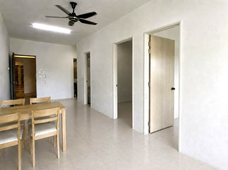 Condominium for Sale at The Clovers - Jerry So - Dining Room - PropertyGuru.com.my