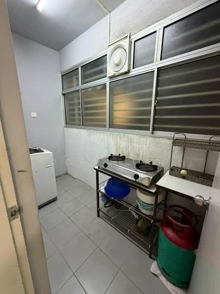 Apartment for Rent at Jalilmas - Ocean Tan - Kitchen - PropertyGuru.com.my